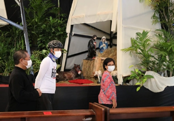 Cek Gereja, Ganjar Pastikan Semua Patuhi Protokol Kesehatan