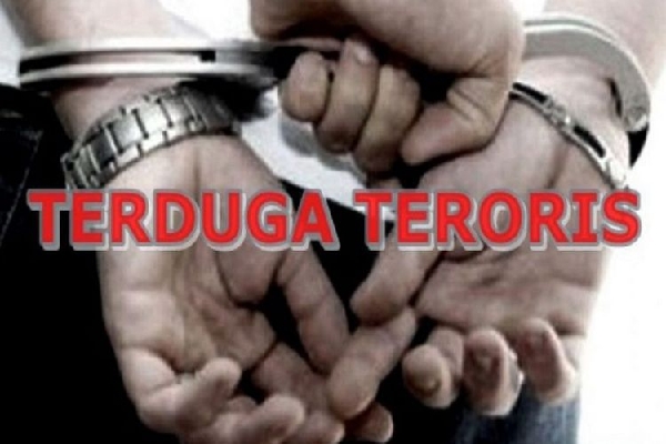 Densus 88 Tangkap 3 Orang di Desa Bono,  Cetan dan Kemudo